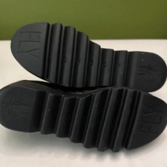 Fly London Beso Wedge Pump Black EU 40 US SIZE 9 - Picture 6 of 7